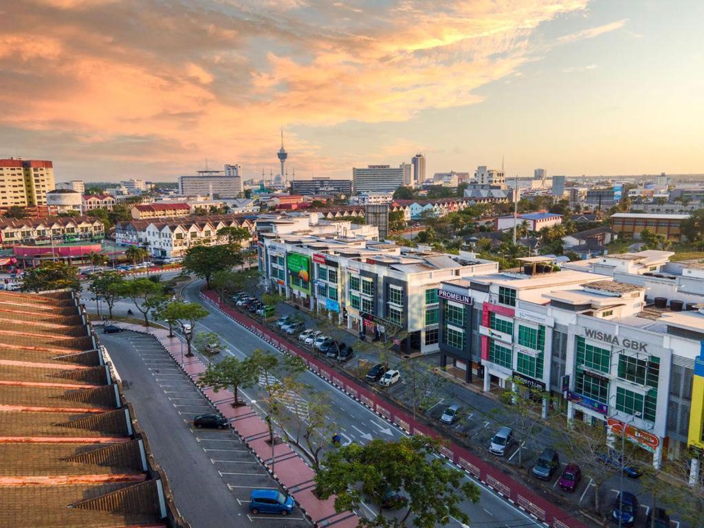 Rocana Hotel Kuantan Eksteriør billede