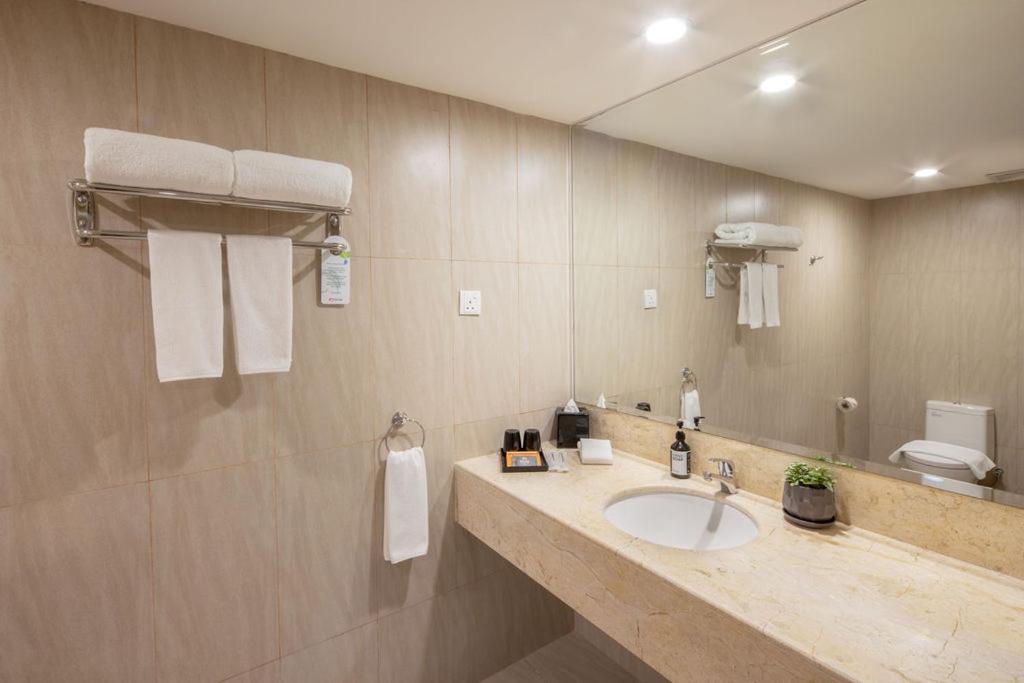 Rocana Hotel Kuantan Eksteriør billede